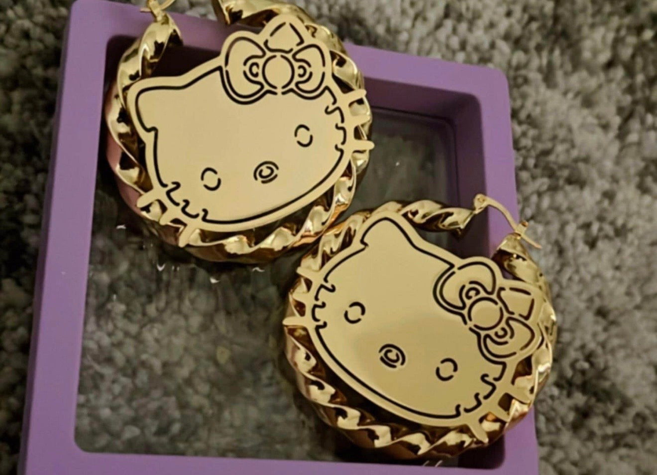 Hello Kitty Hoops